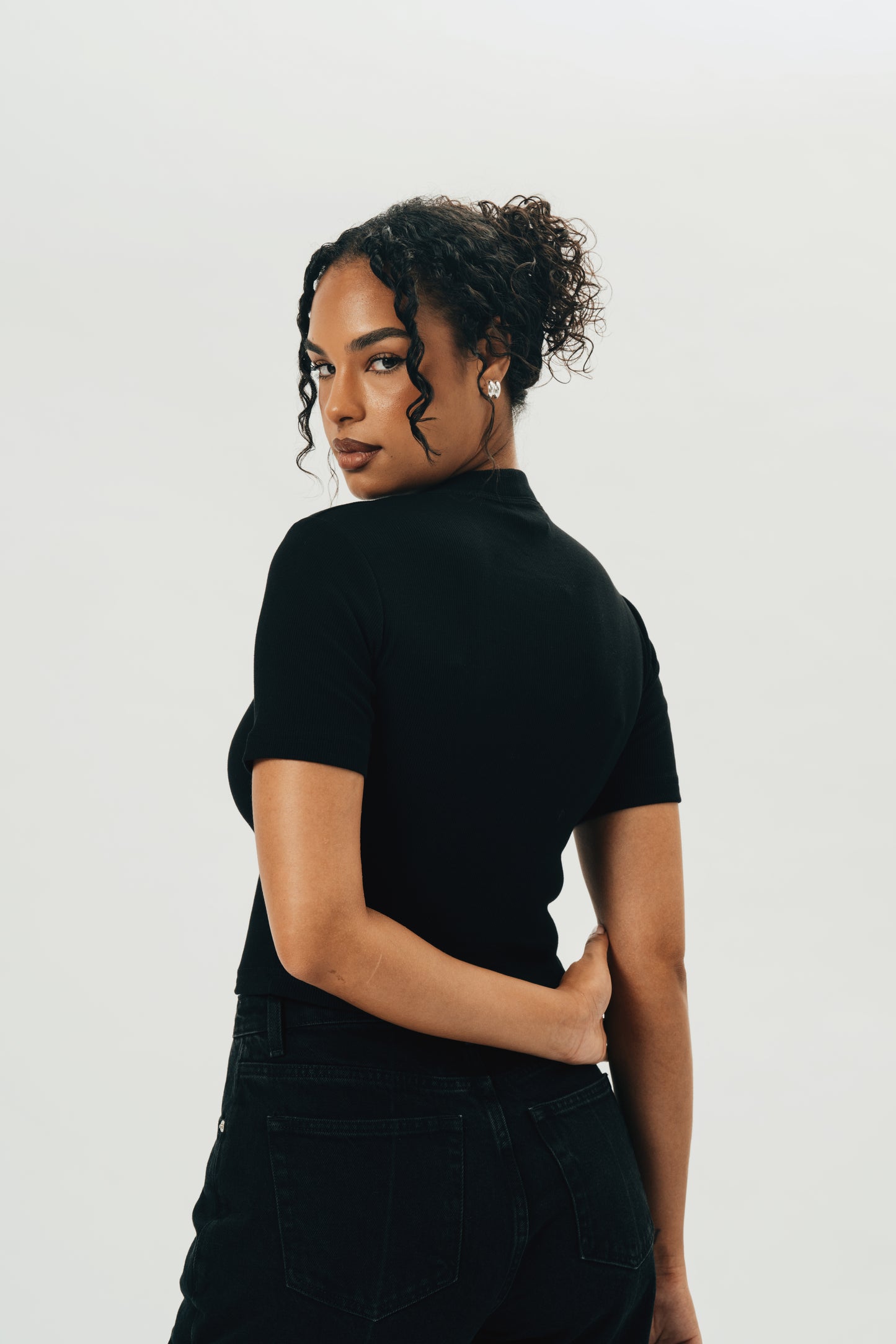 The AG Statement Tee - Black